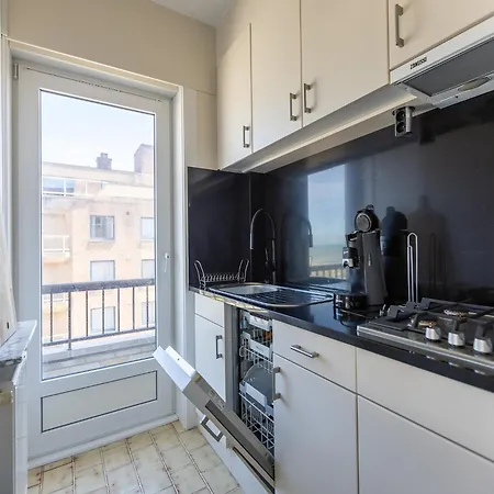 Apartamento With Beautiful Sea-view *