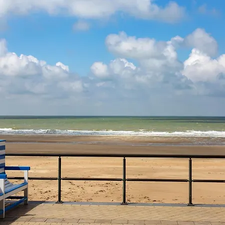 With Beautiful Sea-view Миделкерк